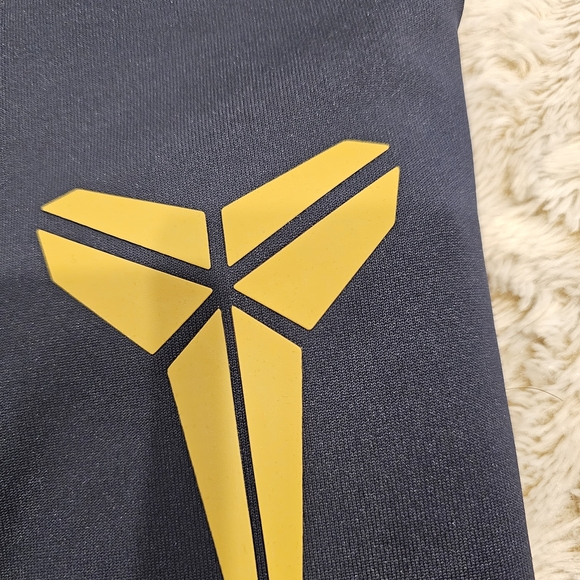 NWT Nike Men's Kobe Zipper Up - Picture 2 of 11
